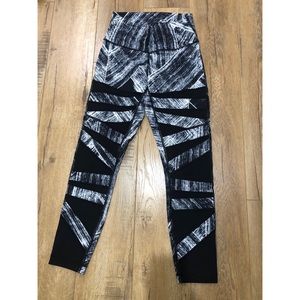 Lululemon high times leggings, 6, black/white